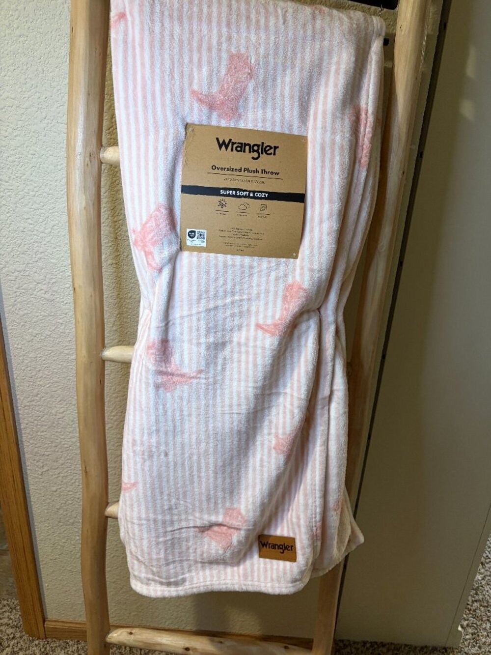 Wrangler Pink Western Horse Plush Throw Blanket 60x70 Striped Cowgirl Decor